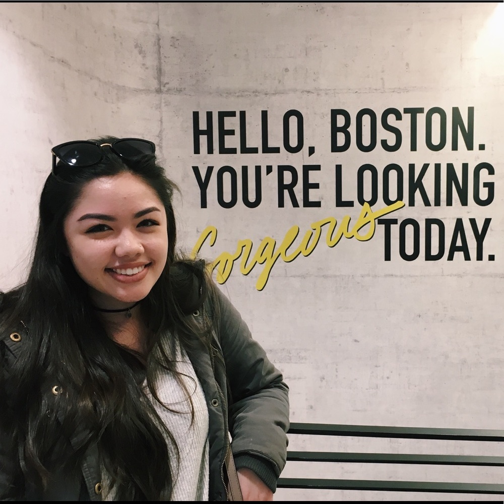 Meet your Posher, Izzy